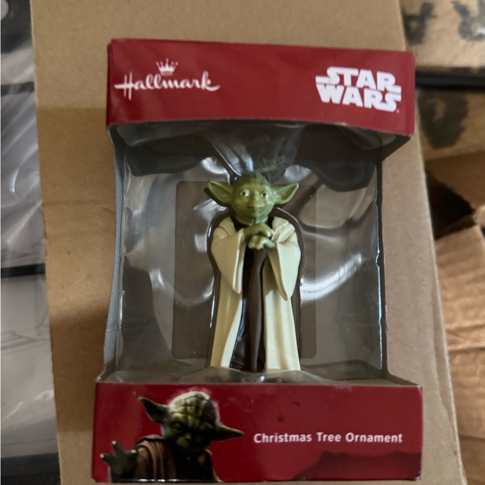Hallmark Star Wars Yoda Christmas Ornament